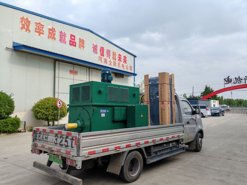 鑽井隊630kw-6變頻電（diàn）機和800kw變頻（pín）櫃裝車發貨